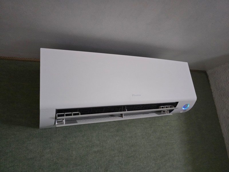 Pose d'une climatisation réversible Daikin dans une maison à Lacroix-Falgarde 31120 (Haute-Garonne)